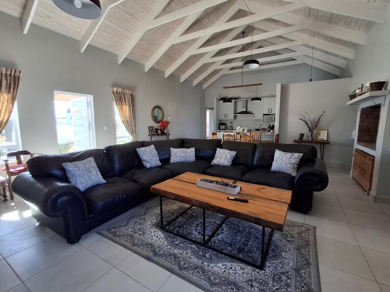 3 Bedroom Property for Sale in Britannia Bay Western Cape